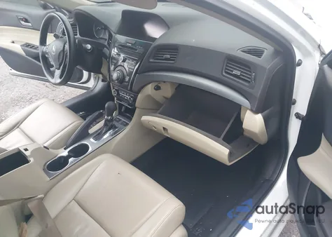 2014 Acura Ilx 2.0L z USA, uszkodzony, nr VIN 19VDE1F72EE002952